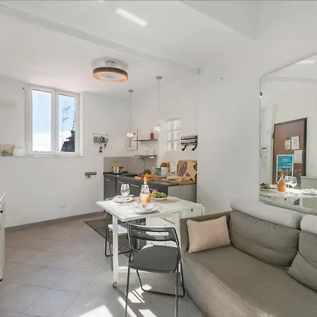 Un Terrazzo Nella Pigna - Happy * San Remo